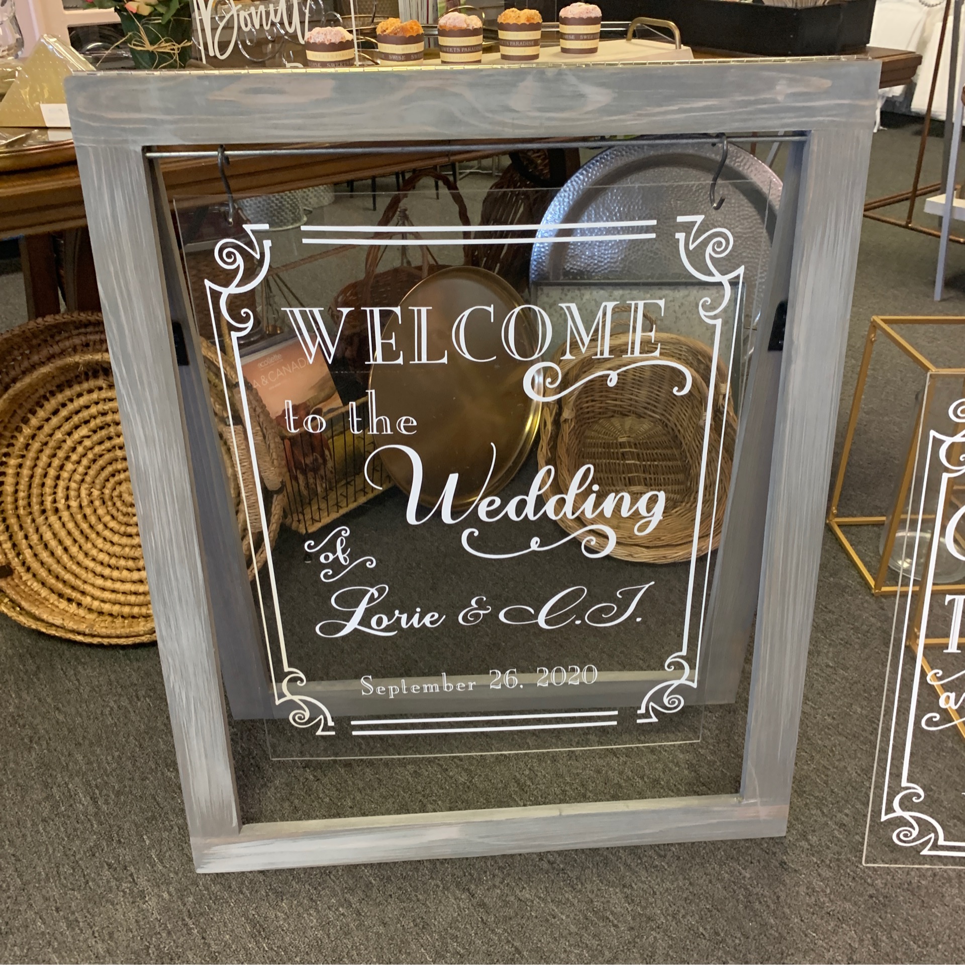 Wedding Welcome Sign Scrolls | The Finest Details